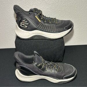 Under Armour Curry 3Z7‎ basketball shoes